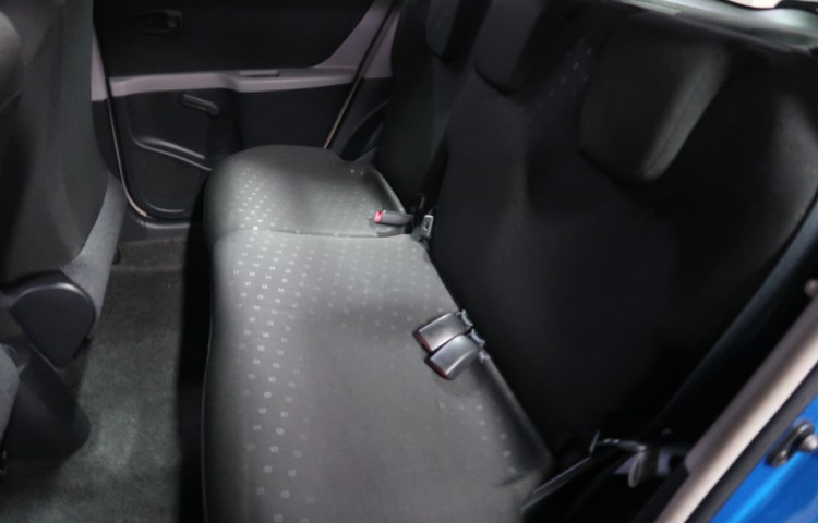 Toyota Yaris 1.0VVT-i,CZ,Manuál