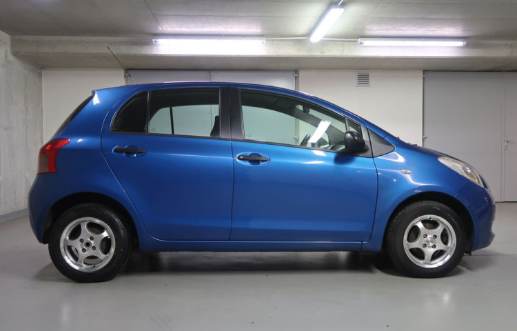 Toyota Yaris 1.0VVT-i,CZ,Manuál