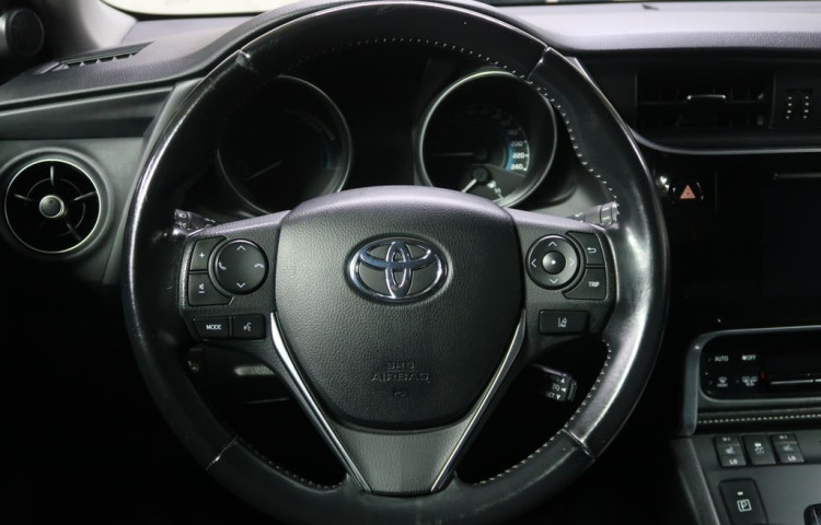 Toyota Auris 1.8Hybrid,CZ,1Maj,Selection