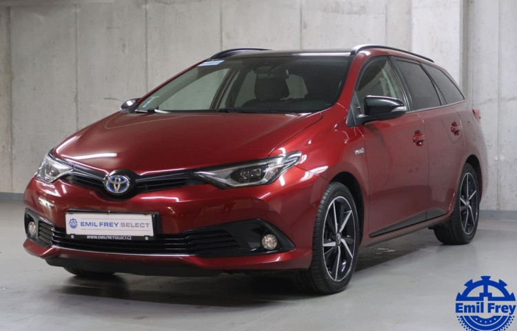 Toyota Auris 1.8Hybrid,CZ,1Maj,Selection