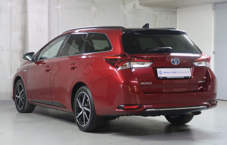 Toyota Auris 1.8Hybrid,CZ,1Maj,Selection