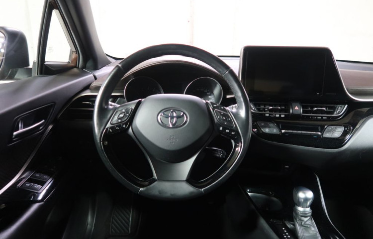 Toyota C-HR 1.2T,CZ,1Maj,ComfortStyle