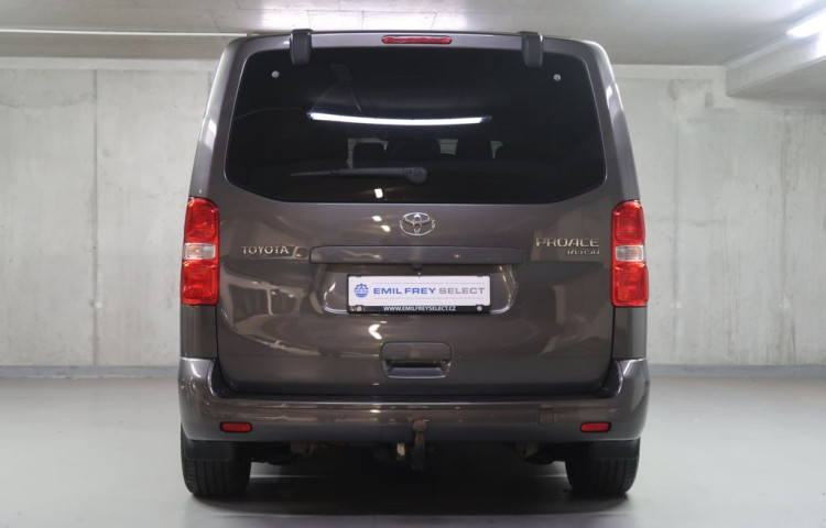 Toyota ProAce 2.0D4D,CZ,1Maj,8Míst.Family,L1