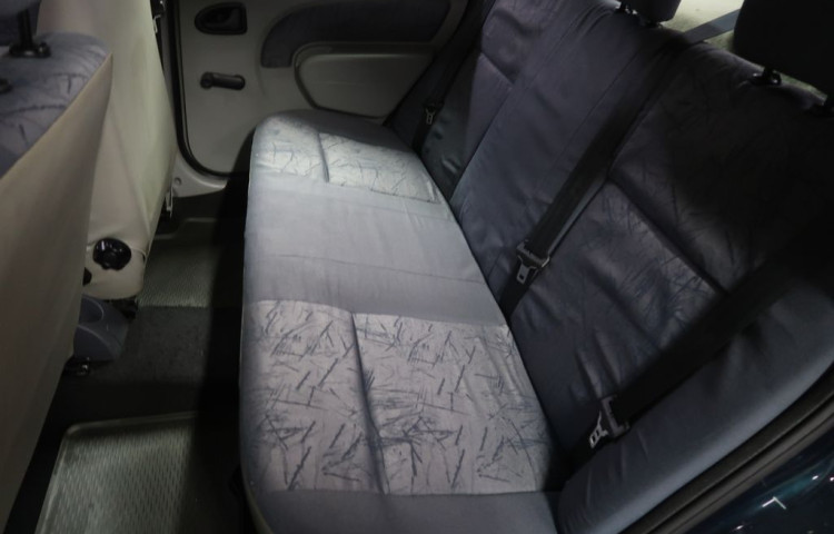 Dacia Logan 1.4i,CZ,1Maj