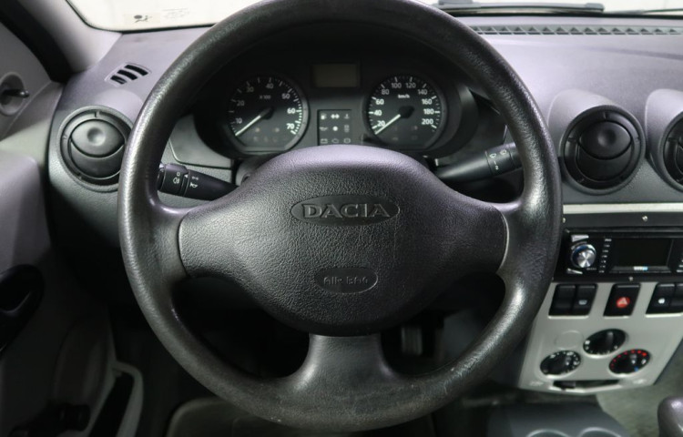 Dacia Logan 1.4i,CZ,1Maj