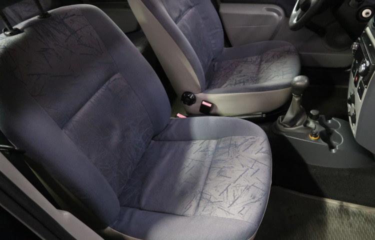 Dacia Logan 1.4i,CZ,1Maj