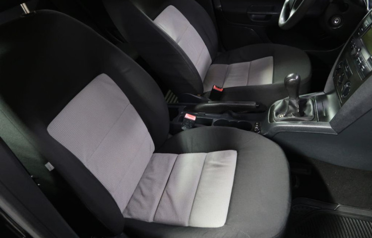 Škoda Octavia 1.9TDi,77kW,CZ,Manuál