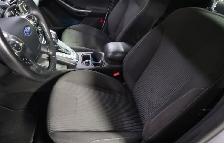 Ford Focus 1.6i,CZ,AT