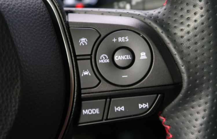 Toyota Corolla 1.8Hybrid,CZ,1Maj,GR Sport