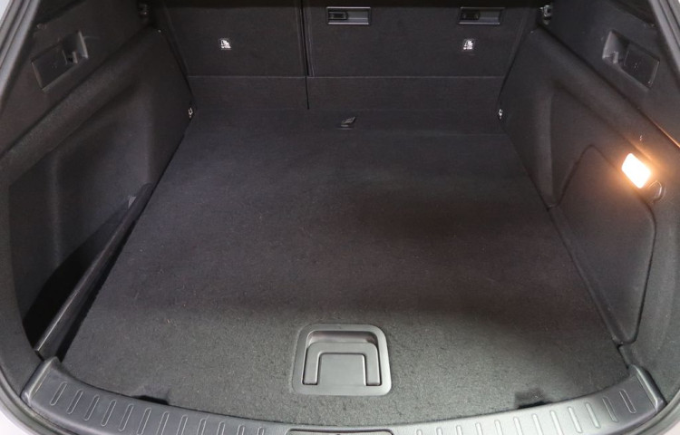 Toyota Corolla 2.0Hybrid,CZ,Touring Sports