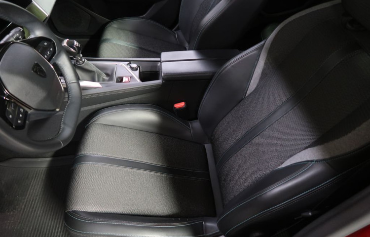 Peugeot 308 1.2PuraTech,CZ,Allure