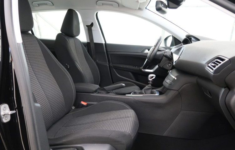 Peugeot 308 1.2PureTech,81kW,ACTIVE,MAN6