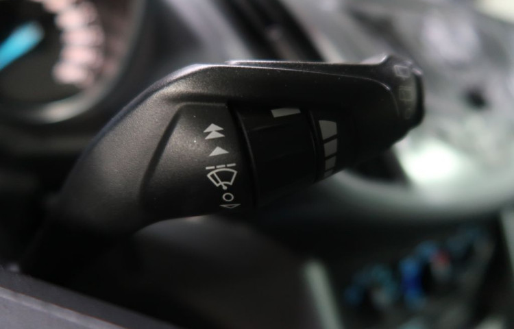 Ford C-MAX 2.0TDCi,103kW,Manuál