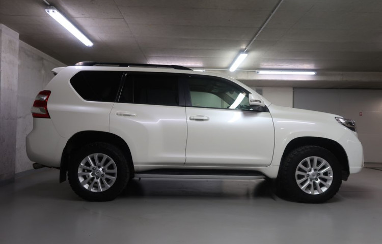 Toyota Land Cruiser 3.0D4-D,CZ,AT,4x4