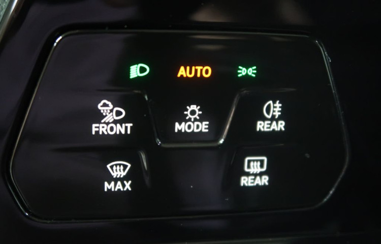 Volkswagen Golf 1.2TDi,CZ,110kW,CZ,AT