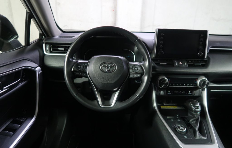 Toyota RAV4 2.5Hybrid,CZ,1Maj,Exekutiv,4x4