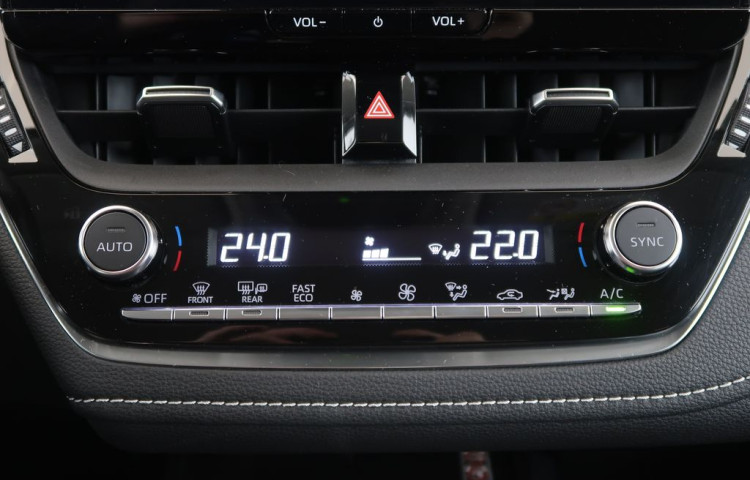 Toyota Corolla 1.8Hybrid,CZ,1Maj,Cofort Style