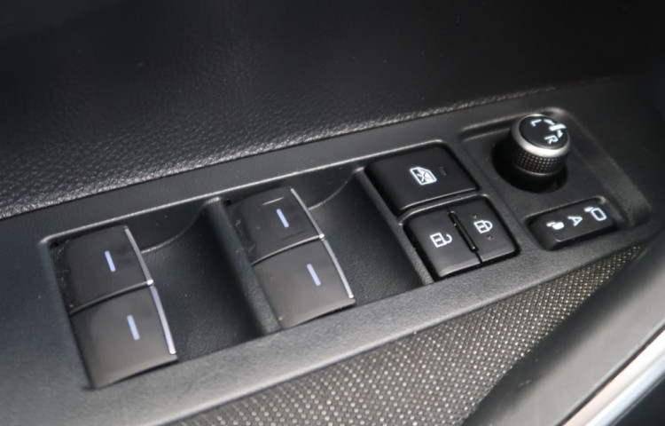 Toyota Corolla 1.8Hybrid,CZ,1Maj,Cofort Style