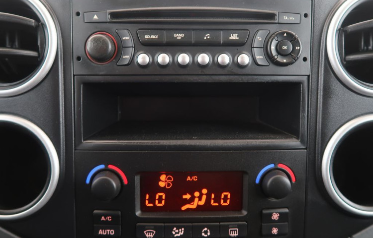 Citroën Berlingo 1.6BlueHDi,CZ,1Maj,Shine