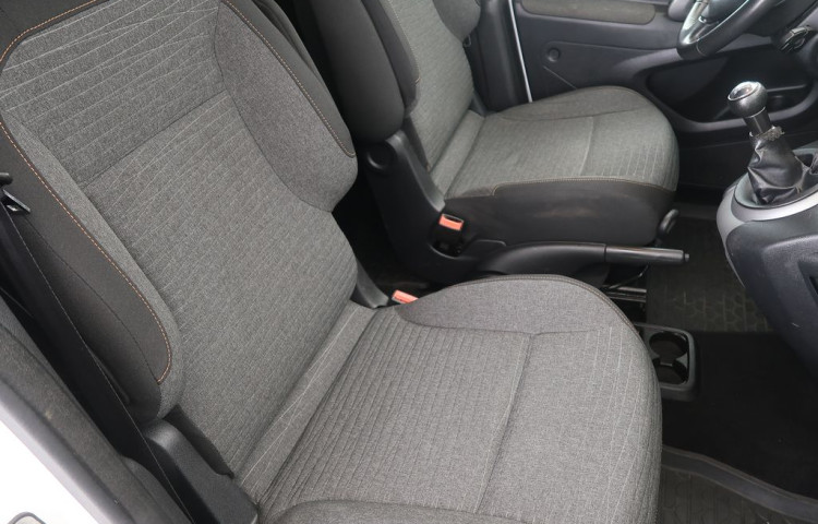 Citroën Berlingo 1.6BlueHDi,CZ,1Maj,Shine