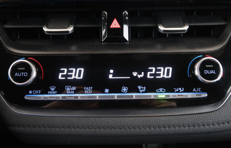 Toyota Corolla 1.8Hybrid,CZ,GR Sport