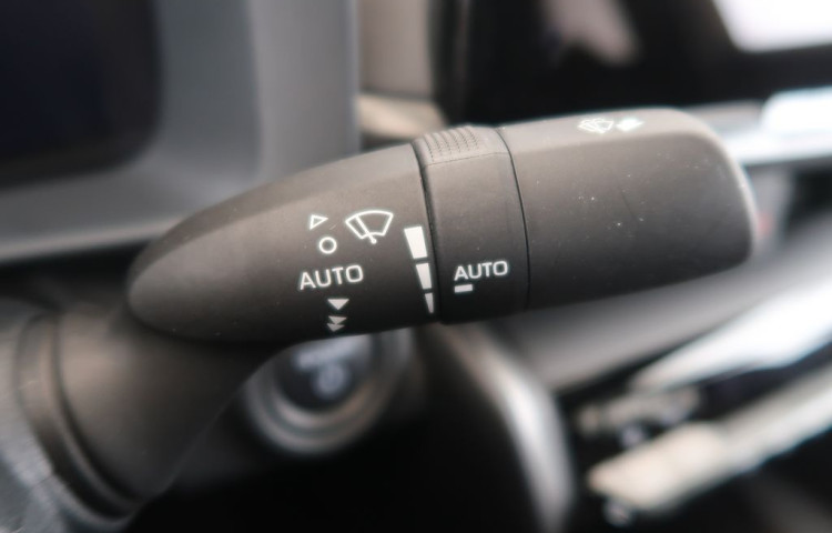 Toyota C-HR 1.8Hybrid,CZ,Style