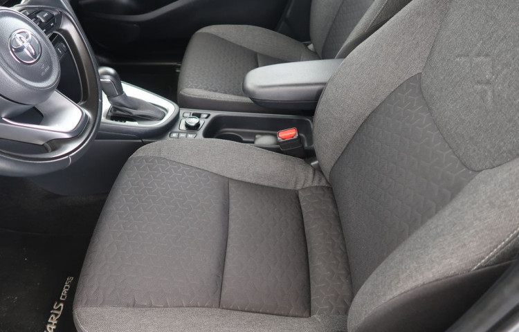 Toyota Yaris Cross 1.5Hybrid,CZ,1Maj,Comfort Tech