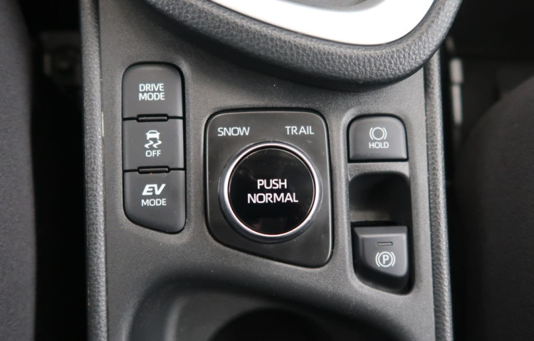 Toyota Yaris Cross 1.5Hybrid,CZ,1Maj,Comfort Tech