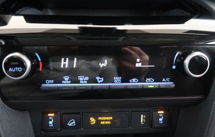 Toyota Yaris Cross 1.5Hybrid,CZ,1Maj,Comfort Tech