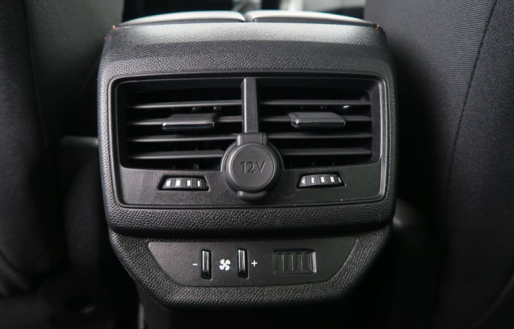 Peugeot 5008 1.2PureTech,CZ,1Maj,ALLURE