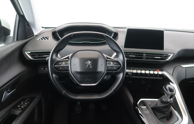 Peugeot 5008 1.2PureTech,CZ,1Maj,ALLURE