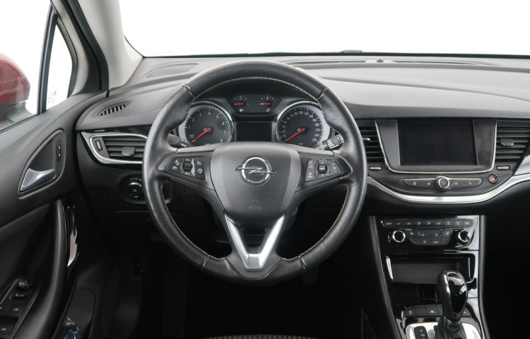 Opel Astra 1.4Turbo,CZ,1Maj,Elegance