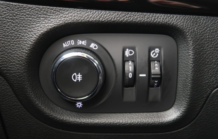 Opel Astra 1.4Turbo,CZ,1Maj,Elegance