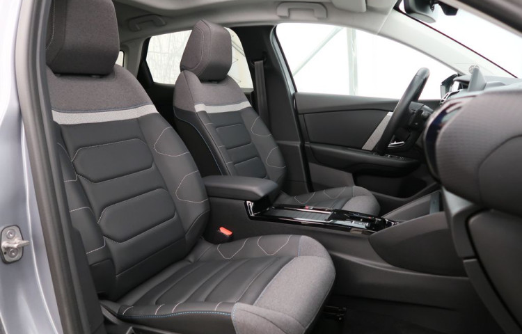 Citroën C4 1.2PureTech,96kW,MAX,AT8,NAVI