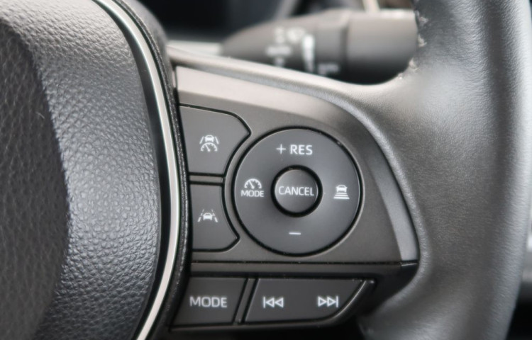 Toyota Corolla 1.8Hybrid,CZ,1Maj,Comfort