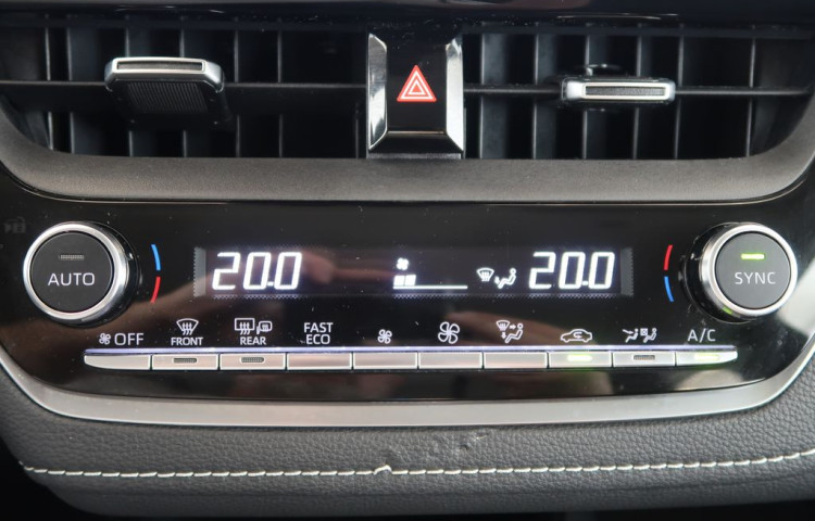 Toyota Corolla 1.8Hybrid,CZ,1Maj,Comfort