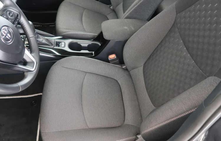 Toyota Corolla 1.8Hybrid,CZ,1Maj,Comfort