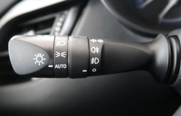 Toyota C-HR 1.8Hybrid,CZ,1Maj,Comfort