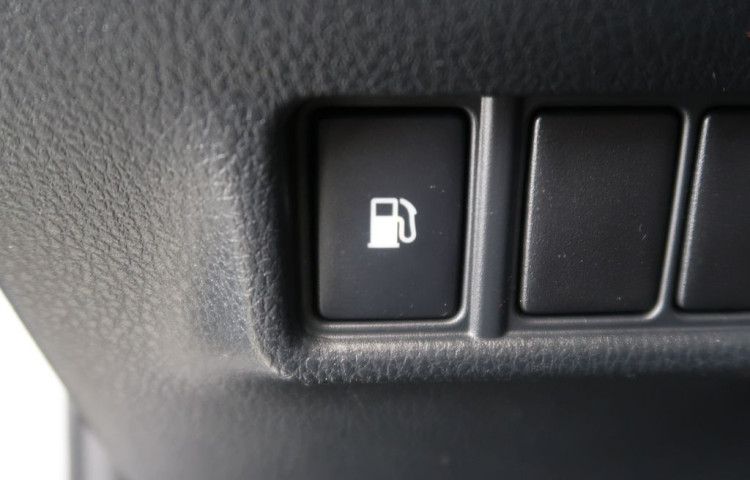 Toyota C-HR 1.8Hybrid,CZ,1Maj,Comfort