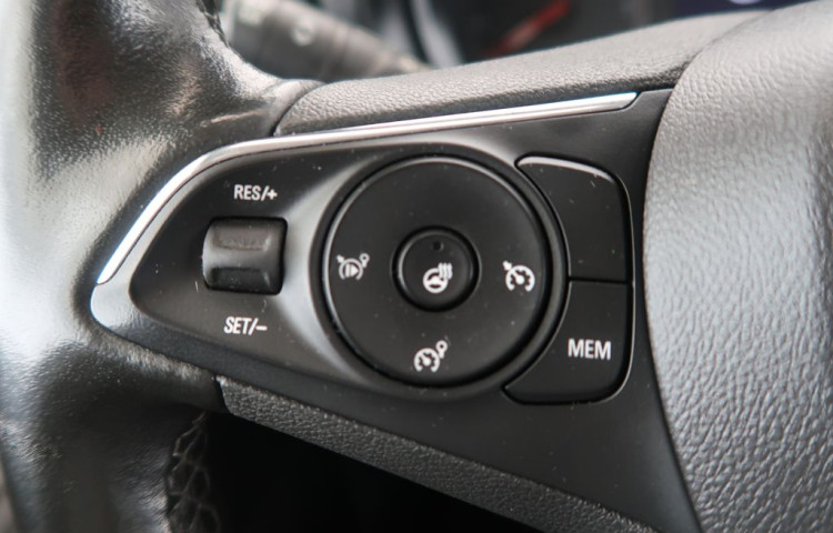 Opel Combo 1.5CDTI,96kW,CZ,DPH,Tažné