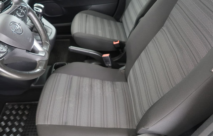 Opel Combo 1.5CDTI,96kW,CZ,DPH,Tažné