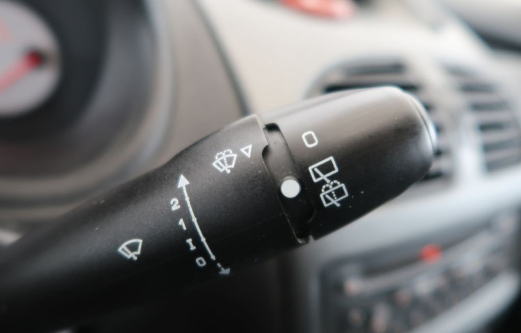 Peugeot 206 1.4HDi,CZ,1Maj,AC,Střešní okno