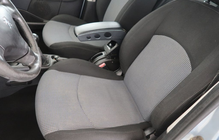 Peugeot 206 1.4HDi,CZ,1Maj,AC,Střešní okno