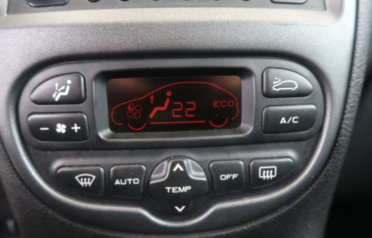 Peugeot 206 1.4HDi,CZ,1Maj,AC,Střešní okno