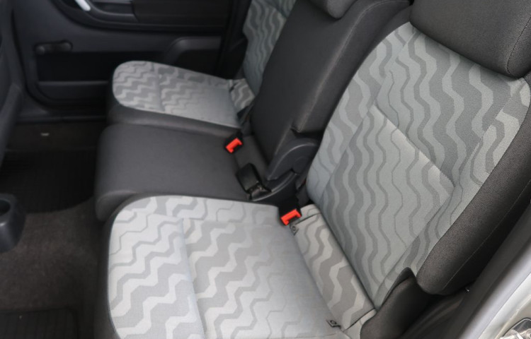 Škoda Roomster 1.4 16V,63kW,Manuál