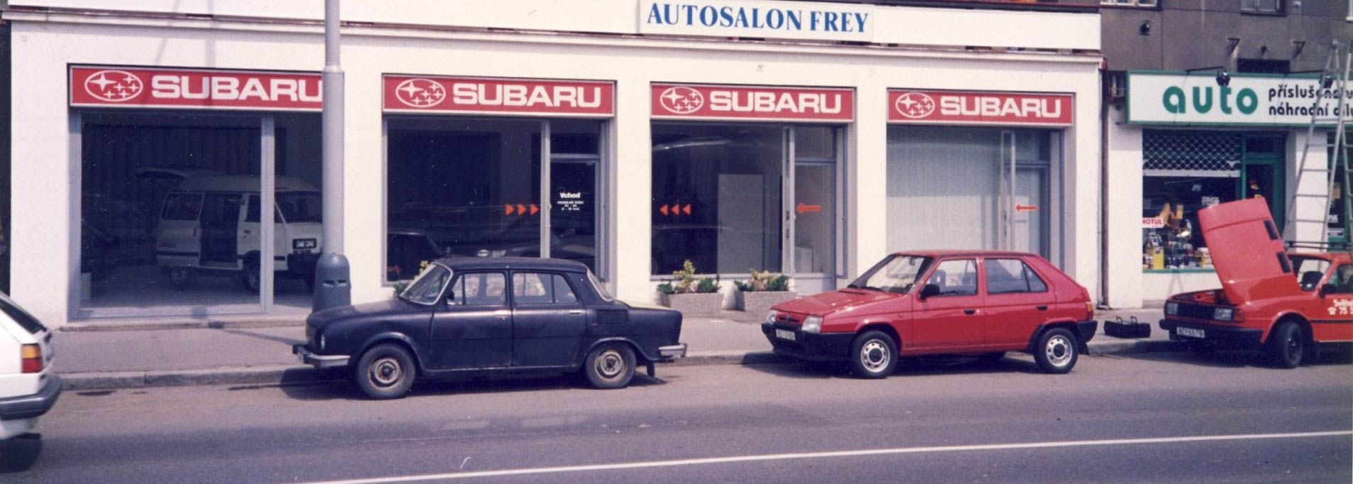 První autosalon Emil Frey na Plzeňské ulici