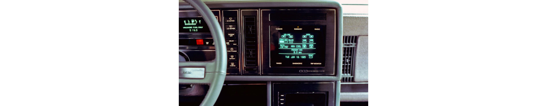 1986: První dotyková obrazovka