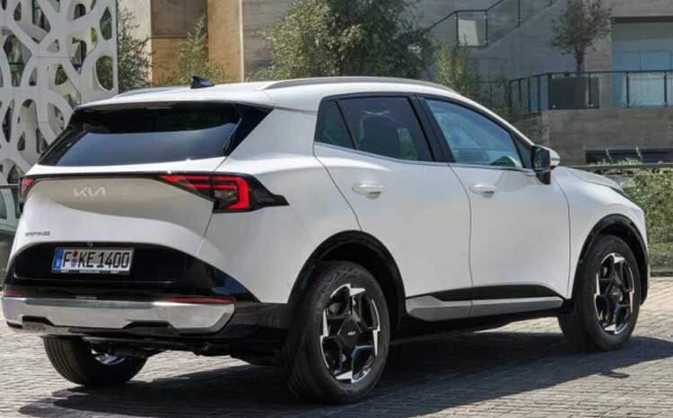 Kia Sportage (2026): Láká na facelift s Netflixem, hlasovým ovládáním a hybridem s předním náhonem