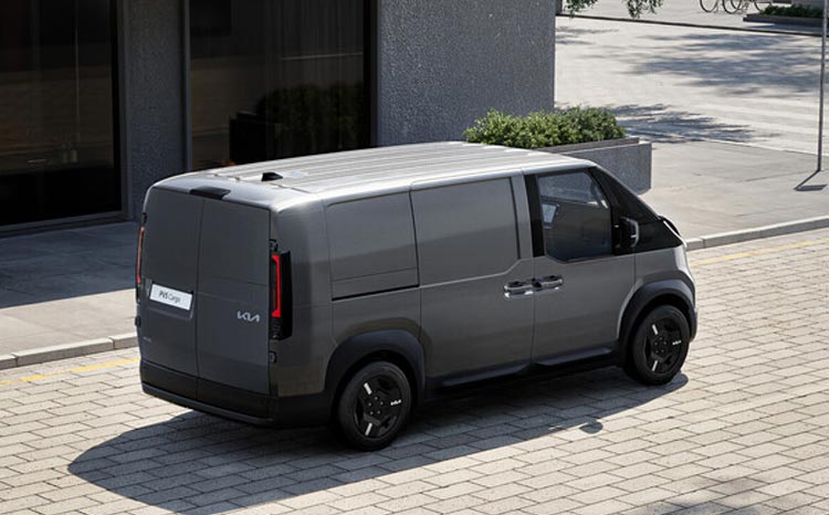 Rekordní jízda. Elektrická dodávka Kia PV5 Cargo ujela 693 km bez nabíjení