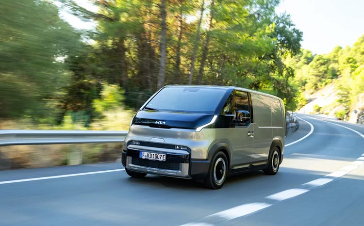 Neskutečný dojezd, ale reálný test: Plně naložená Kia PV5 Cargo ujela 693 km a zapsala se do Guinnessovy knihy